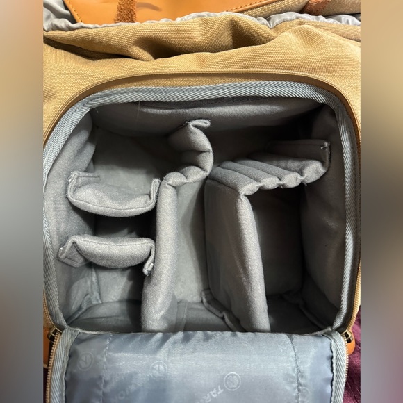 Tarion Camera Backpack like new - Picture 3 of 14